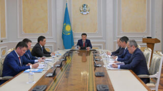 Комиссия по противодействию коррупции обсудила план борьбы с теневой экономикой в Казахстане