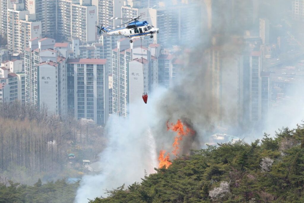 Фото: Yonhap/via REUTERS