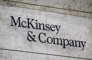 McKinsey опровергает сообщения СМИ о закрытии бизнеса по реструктуризации