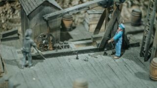 Мировые цены на нефть растут перед выходом отчетов нескольких крупных нефтяных компаний