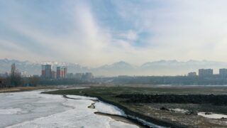 На четверг в 10 областях Казахстана объявлено штормовое предупреждение