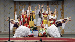 Работникам культуры Казахстана увеличат надбавки за почетное звание в два раза