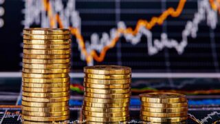 Токаев: Правительству и акиматам следует активизировать работу по привлечению инвестиций