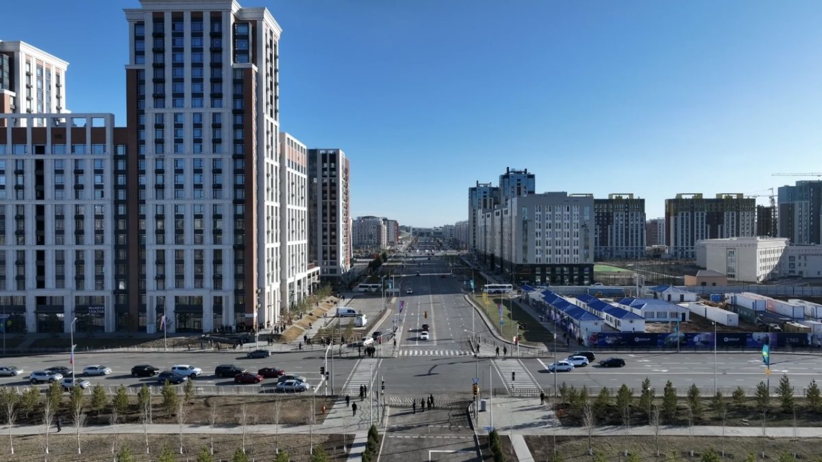 Улица в Астане возле Ботанического парка названа в честь Гейдара Алиева. Фото предоставлено: Akorda.kz.