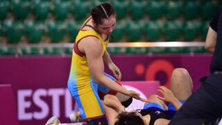 Жамиля Бакбергенова завоевала «золото» на чемпионате Азии по женской борьбе