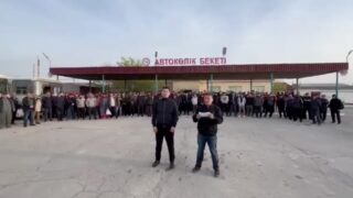 Жанаозенцы обратились к Токаеву с требованием освободить бастующих нефтяников в Астане