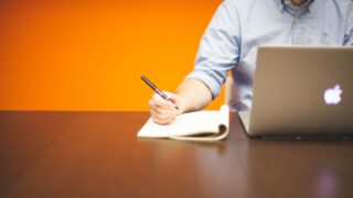 Алтай Кульгинов высказался о низком качестве профессиональных кадров в Казахстане