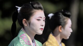 Банк Японии предсказал рост заработных плат в ближайшее время в стране