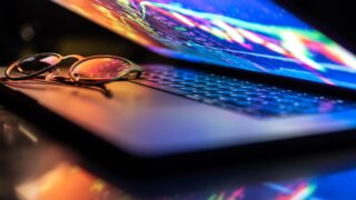 Большинство азиатских бирж закрылись в понедельник с положительным результатом торгов