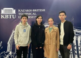 Две казахстанские команды вышли в финал мирового Google Hackathon