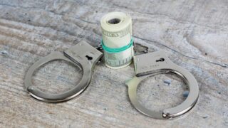 Экс-руководителя управления спорта в Алматы посадили на 7 лет по делу о коррупции