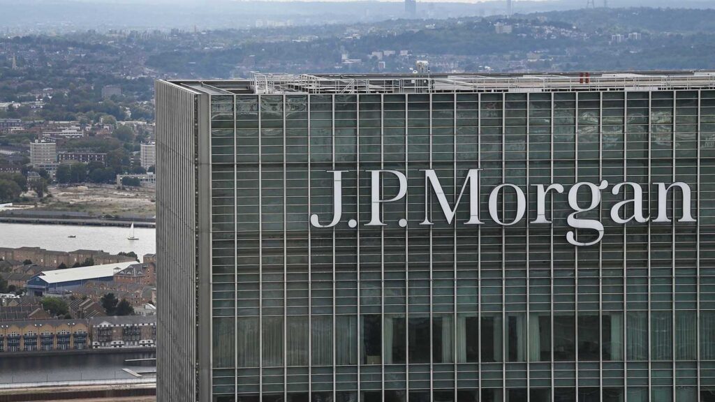 JPMorgan покупает активы закрытого банка First Republic Bank