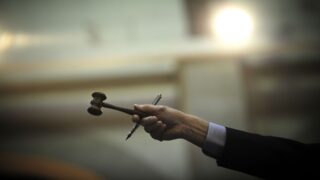 Карандаш Адольфа Гитлера будет продан на аукционе за 44 млн тенге