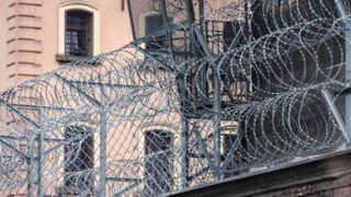 Казахстанца, подозреваемого в более чем 10 кражах, задержали в Кыргызстане