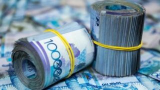 Казахстанцы теперь могут подать заявку через  приложение банка на выплату по безработице