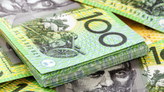 Курс австралийского доллара резко снизился в связи с ростом государственного долга США