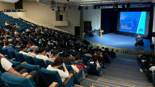 Студенты юридических факультетов встретились с судьями Конституционного суда