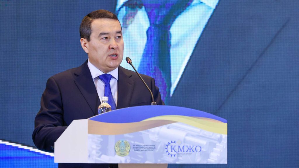 Алихан Смаилов. Фото: primeminister.kz.