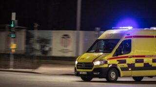 Машинист автокрана сломал шейный отдел позвоночника на одной из строек в Астане