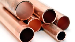 Медь упала до минимального уровня за пять месяцев