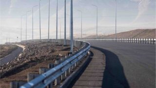 На новой БАКАД близ Алматы провалился асфальт