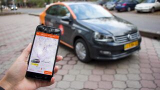 Объём услуг каршеринга уменьшился на 37% за год