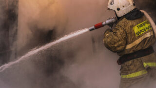 Пожарный из Алматы: руководство ДЧС обвиняется в некомпетентности