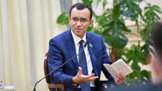 Спикер Сената рассказал, нужна ли канцелярия экс-президента Назарбаева