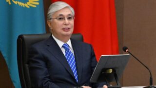 Токаев принял участие в запуске строительства логистического центра в порту Сиань