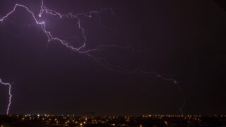 В 8 областях Казахстана объявлено предупреждение о шторме