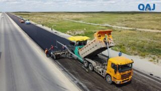 Где в Казахстане начался ремонт автодорожного полотна