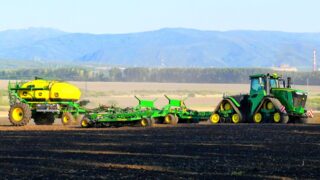 В Казахстане уже засеяно 62% всех посевных площадей