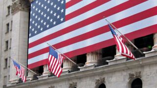 Американские фондовые индексы падают на фоне пессимистических настроений