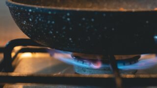 Биржевые цены на газ в Европе увеличиваются на примерно два процента