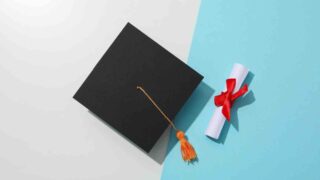 Глава Минпросвета о выпускных: собирают большие суммы, накрывают пышный стол