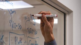 Гранты на реализацию бизнес-идей получили почти 4 тысячи человек