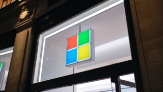 Искусственный интеллект может принести Microsoft до 100 млрд долларов