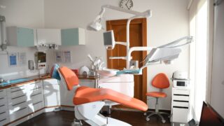 Как использовать пенсионные накопления на лечение зубов в Казахстане