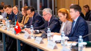 Казахстан готов увеличить экспорт в Швейцарию на $500 млн после заседания комиссии