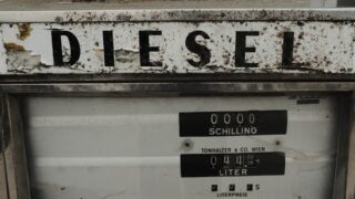 Минэнерго красит льготное дизтопливо в разные цвета для предотвращения вывоза