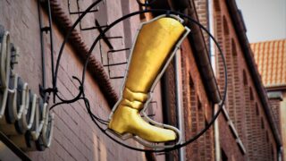 После выхода статданных в США цены на золото выросли