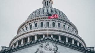 Предстоящая рецессия ставит мировые рынки перед рисками