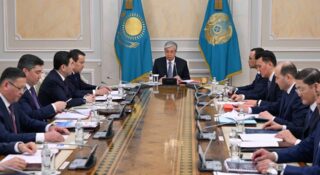 Президент Казахстана обсудил вопросы военной безопасности