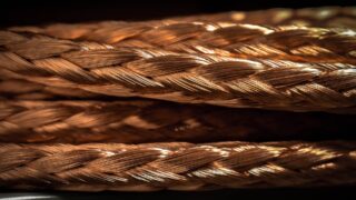 Продолжается падение цен на медь