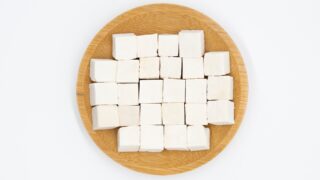 Сенатор предложил производить в Казахстане сахар из кукурузы