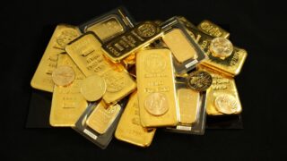 Стабильность цены на золото в целом сохраняется