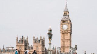 Статбюро Британии сохранило оценку роста ВВП в первом квартале