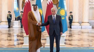 Токаев провел встречу c делегацией во главе с Эмиром Катара