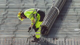 Утвержден список сезонных профессий для иностранных рабочих в Казахстане