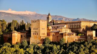 В Испании предлагаю ввести налог для богатых на постоянной основе